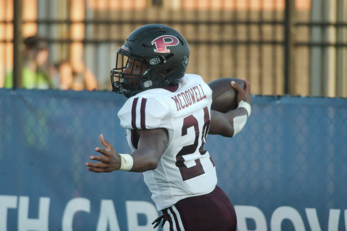 Texas high school football: Lamar stays unbeaten in victory over Heights in  district opener in ABC13's Game of the Week - ABC13 Houston