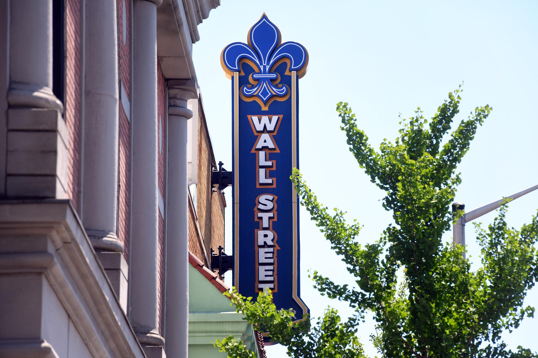 Wall Street Theater in Norwalk fights foreclosure from Patriot Bank