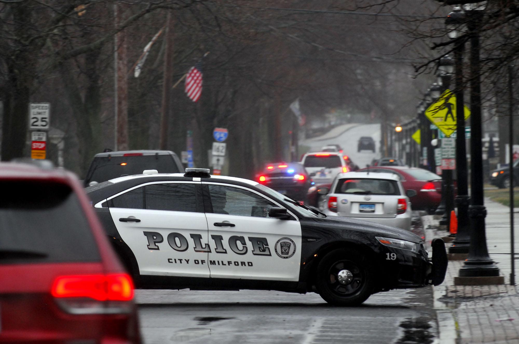 Milford police: Two men use replica firearm to rob victim - Vimarsana News