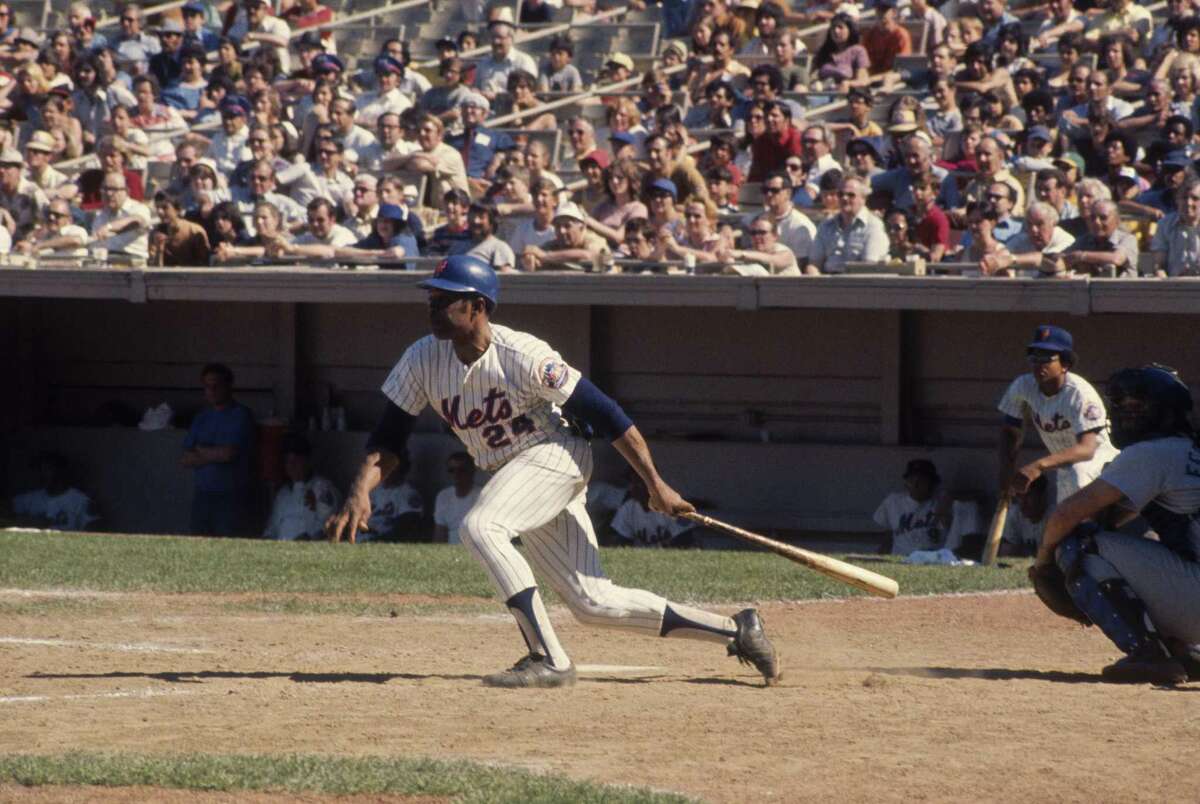 Mets retire Willie Mays' No. 24