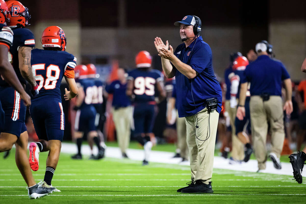 Houston high school football roundup Saturday