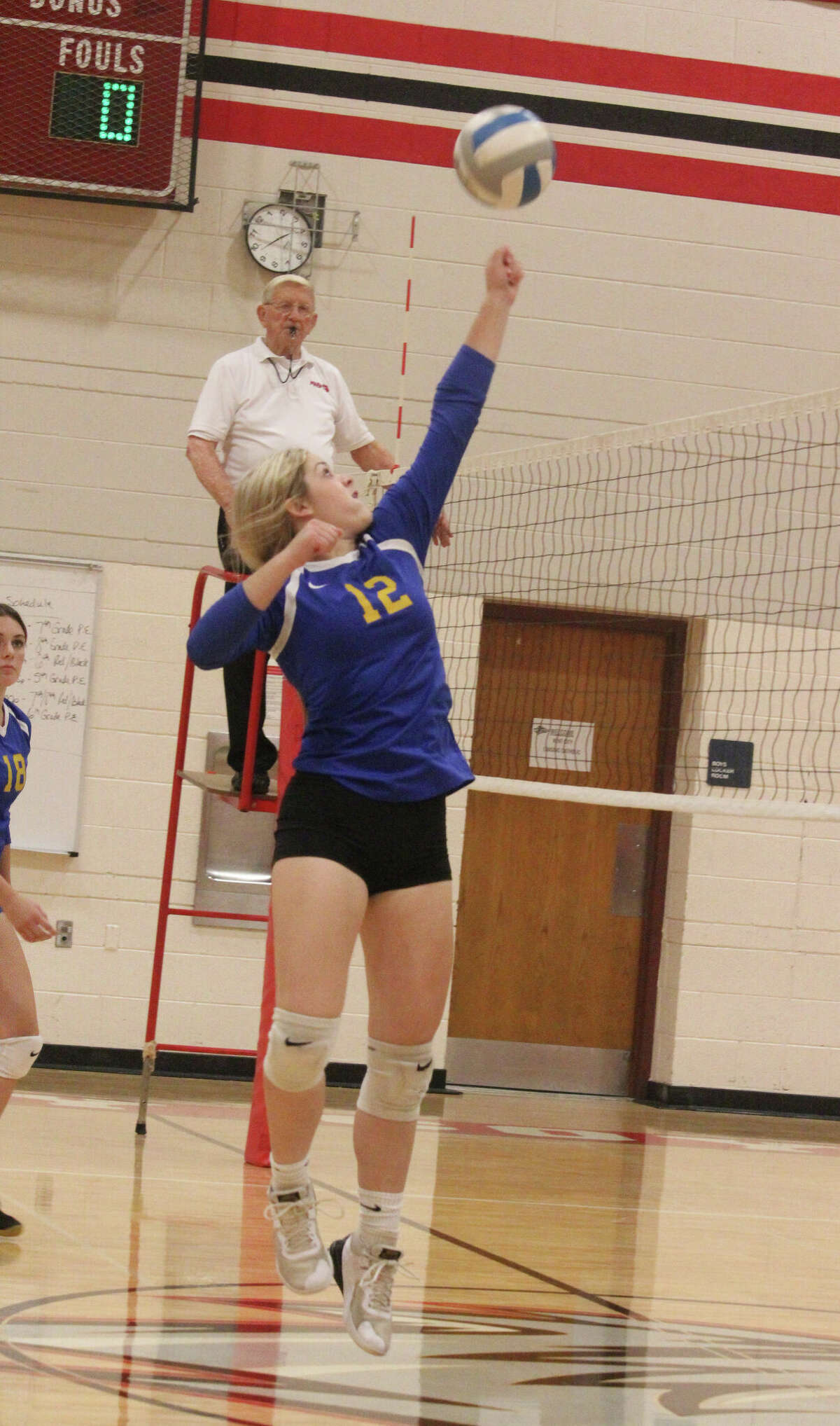Reed City Coyotes, Evart Wildcats partake in volleyball invitational