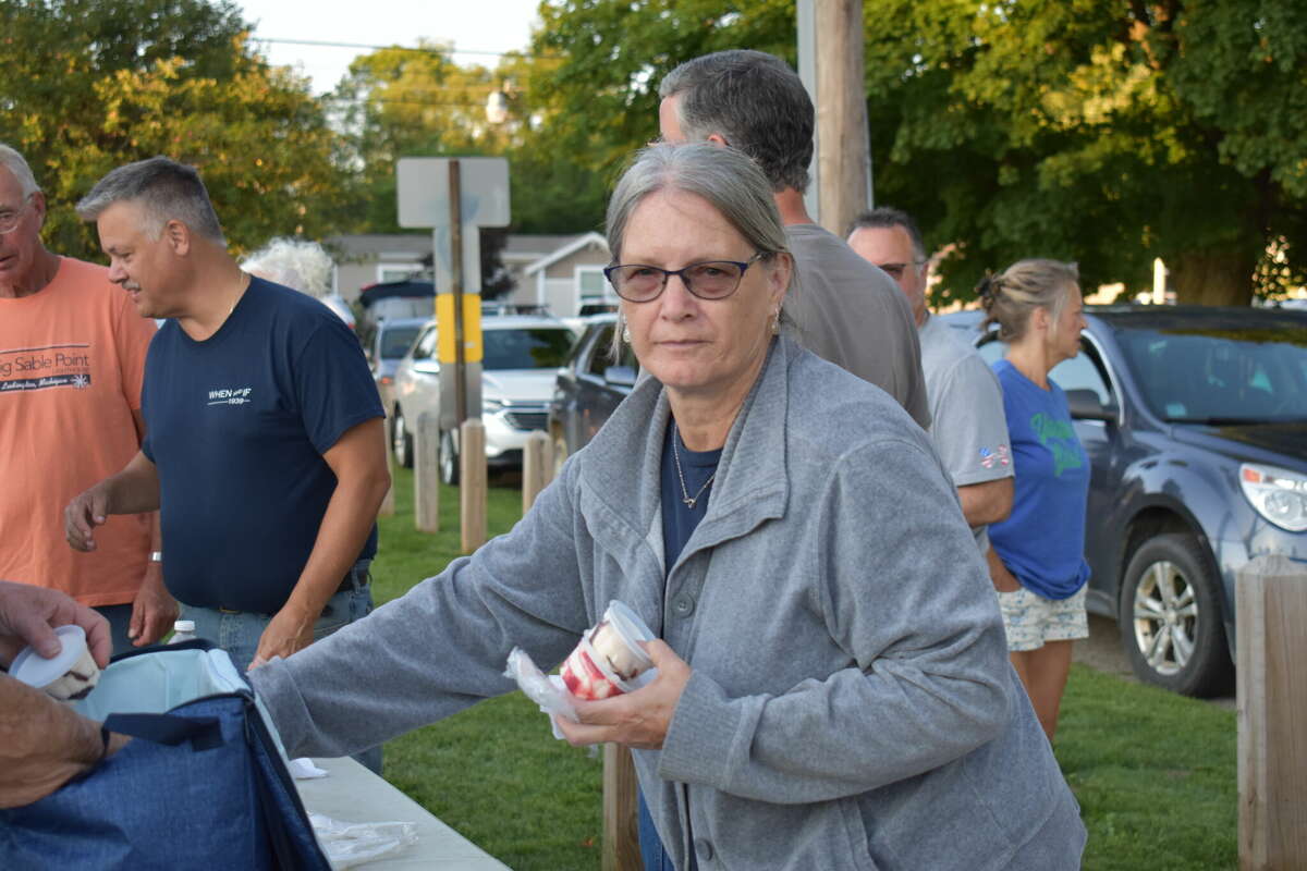 Mecosta Music on the River hosts over 100 for ice cream social in