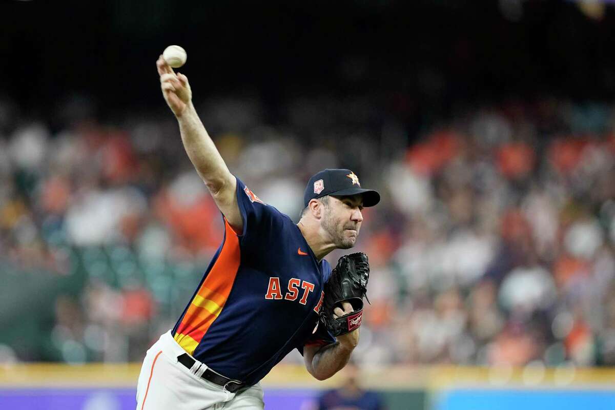 Houston Astros starting pitcher Justin Verlander throws against the Baltimore Orioles during the first inning of a baseball game Sunday, Aug. 28, 2022, in Houston.