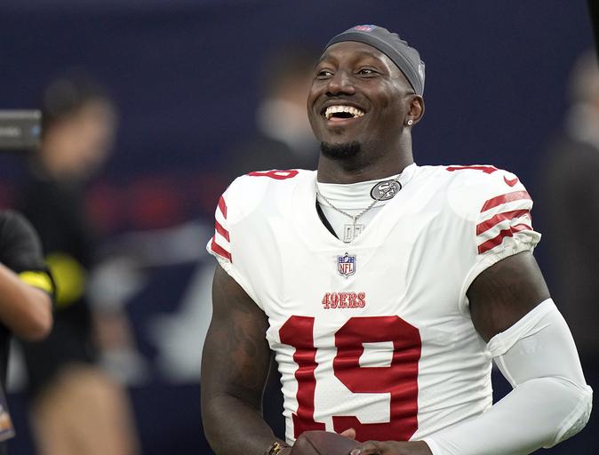 Deebo Samuel injury: 49ers WR suffers groin injury in Week 12 vs. Vikings,  will get MRI after not returning - DraftKings Network