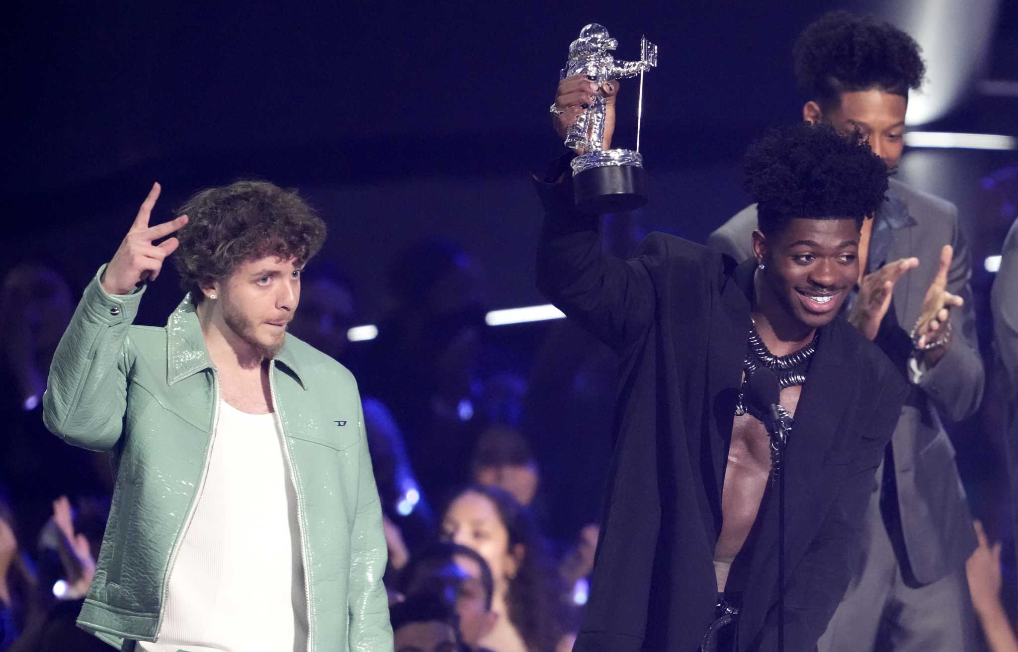 Jack Harlow, Johnny Depp make mark at MTV Video Music Awards - Vimarsana News