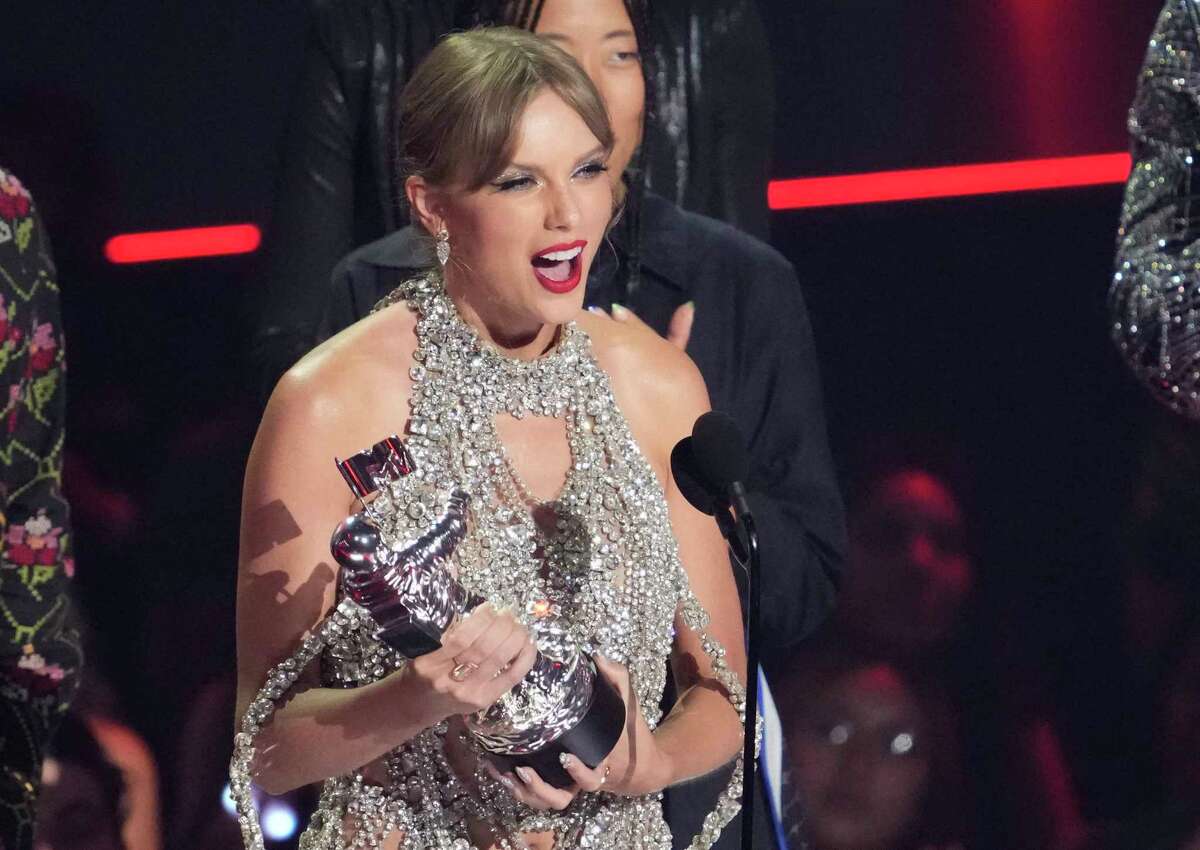 Taylor Swift accepts the award for video of the year for "All Too Well" (10 Minute Version) (Taylor's Version) at the MTV Video Music Awards at the Prudential Center on Sunday, Aug. 28, 2022, in Newark, N.J. (Photo by Charles Sykes/Invision/AP)