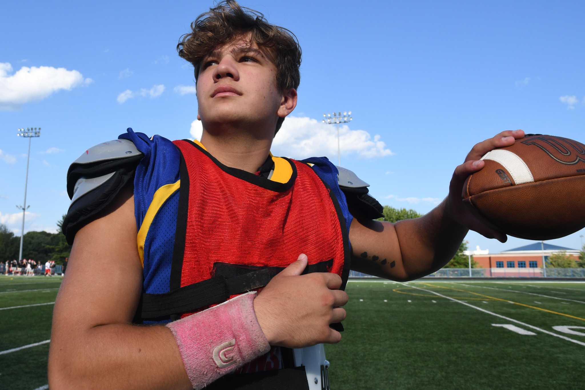 Danbury grad ready to cheer on son, now a QB with the Cleveland