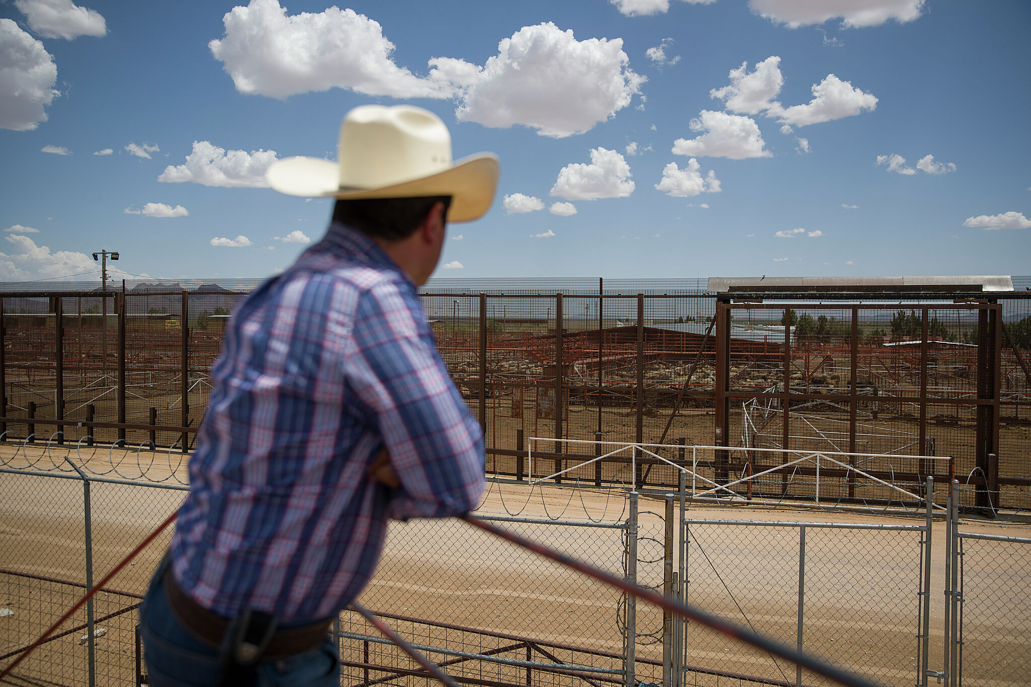 With Abbott's Border Crackdown, New Mexico Looks To Take Texas Trade ...