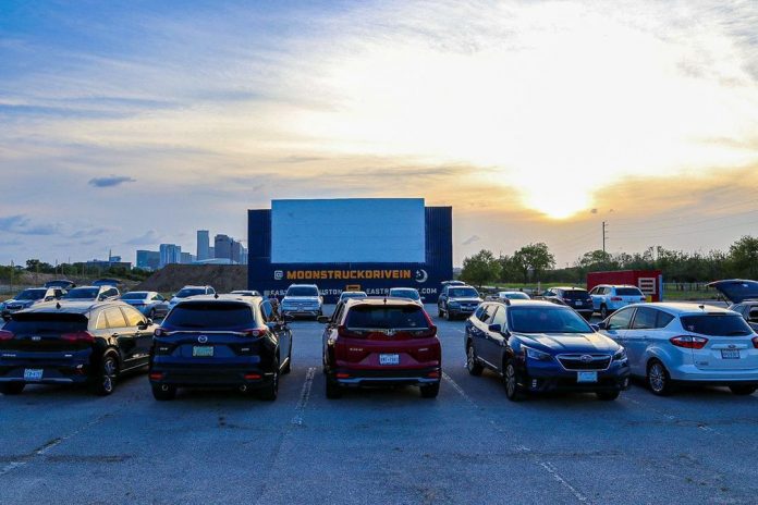 Drive-in movie theaters in Houston: An American tradition