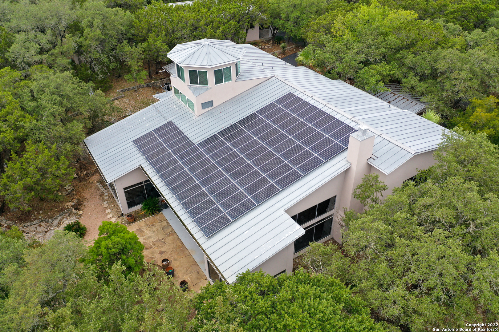$1.2M San Antonio mansion is built for Texas' unreliable grid - Vimarsana News