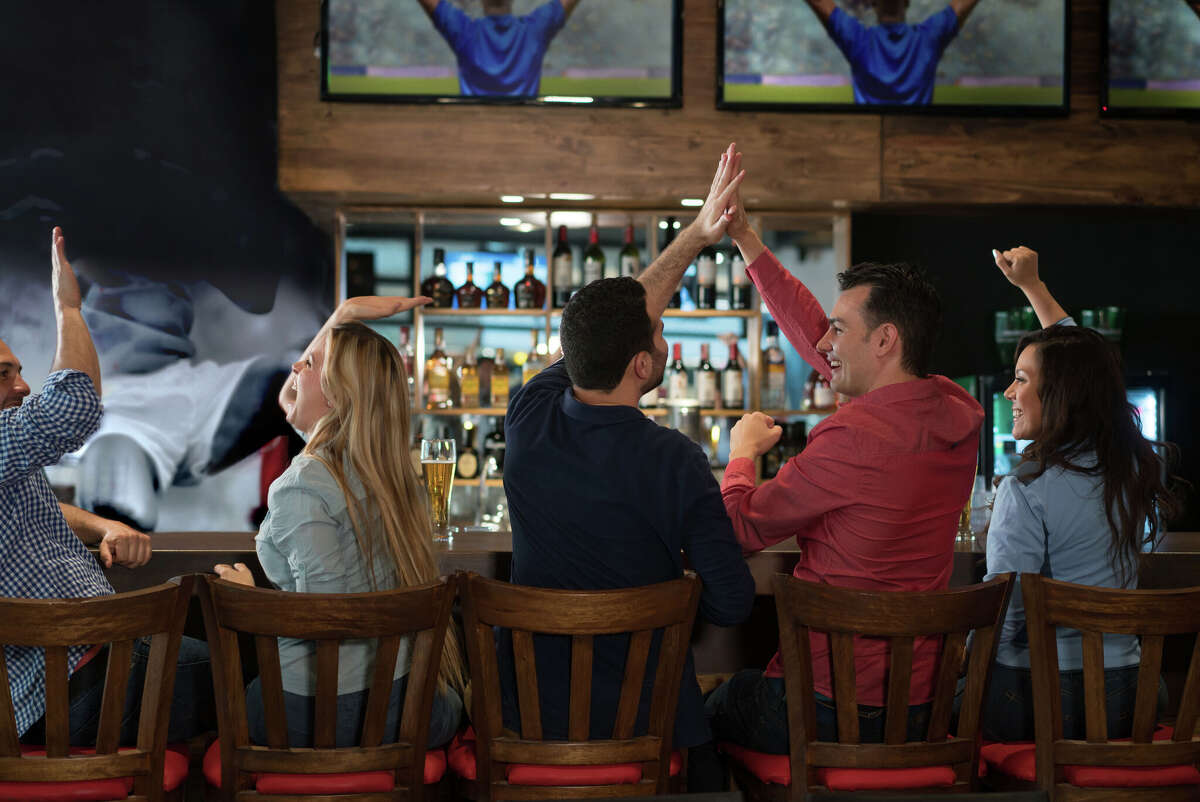 15 of the best places to watch football in San Antonio
