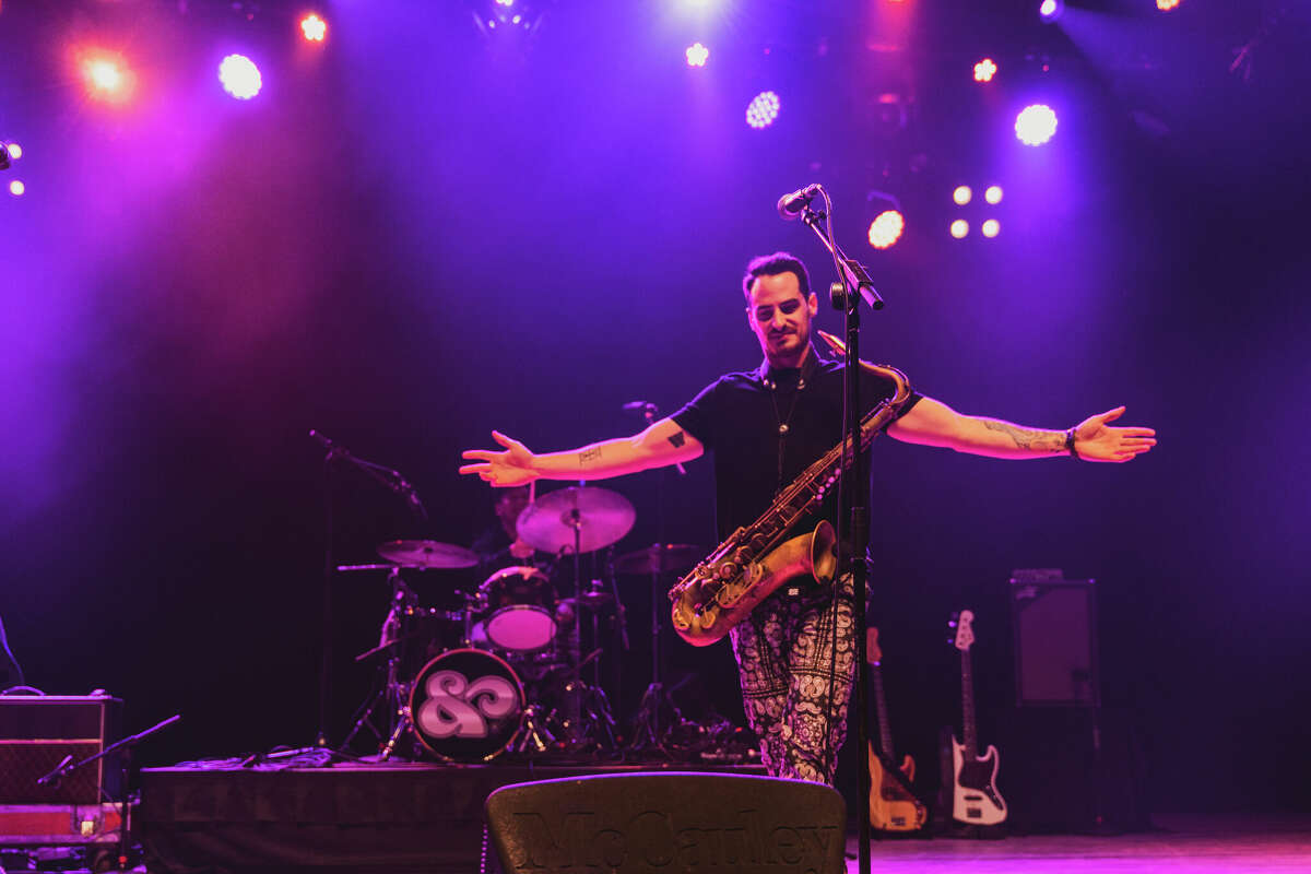 CT native’s band signs on to 'Guy’s 'Ultimate Game Night'