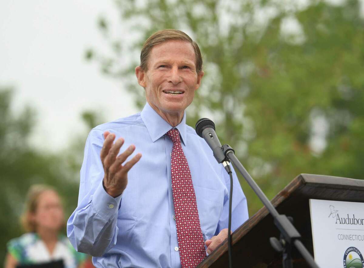 Sen. Richard Blumenthal, D-Connecticut, and four other senators have sent a letter to M&T Bank that calls on the company to financially compensate customers affected by problems related to the conversion of People's United Bank accounts to M&T accounts. 