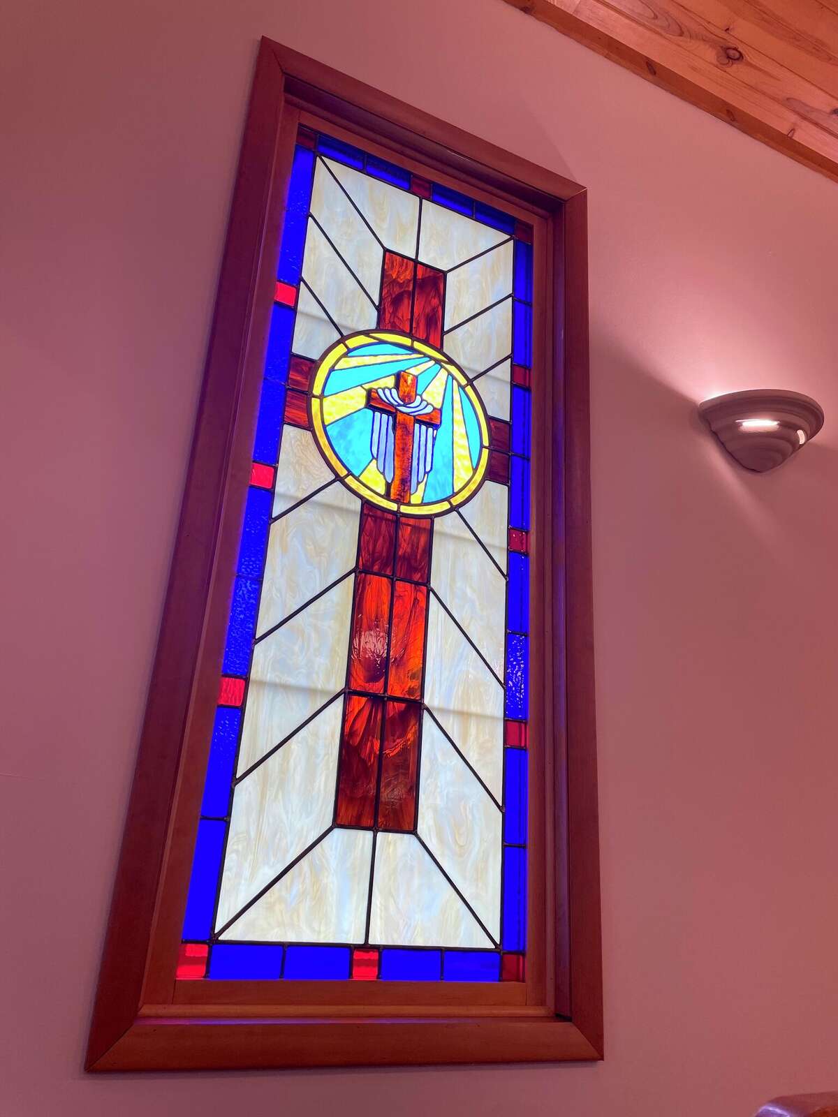 Redeemer Lutheran Church members handmake stained glass windows
