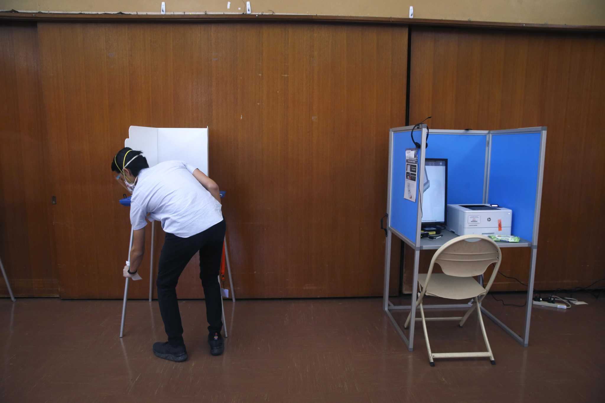 Judge declines to pull noncitizen school board voting measure from Oakland ballot - Vimarsana News