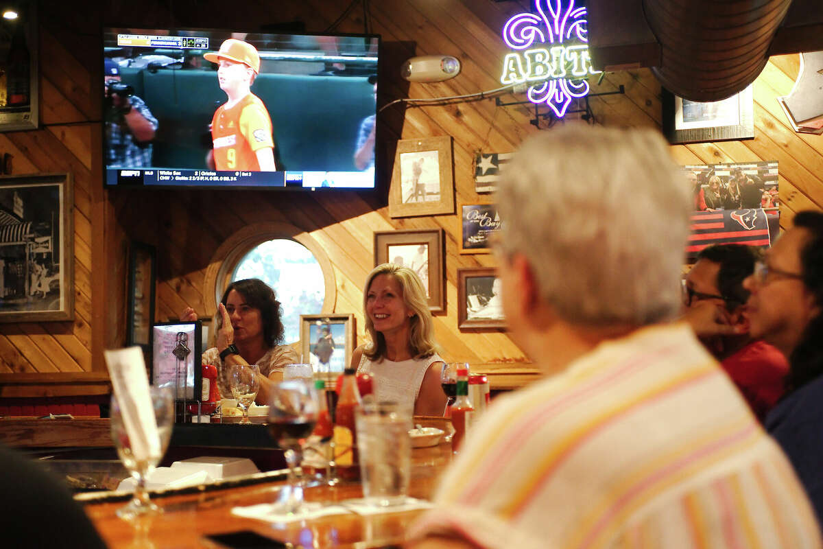 Bonnie McCoy, Kim Berry, Charlene Pattison, Kashe Madrigal and Danny Madrigal watch the Pearland Little League All-Stars play Pennsylvania in a Little League World Series elimination bracket game Wednesday, Aug. 24, 2022 at Floyds Seafood, 1300 E. Broadway Street in Pearland.