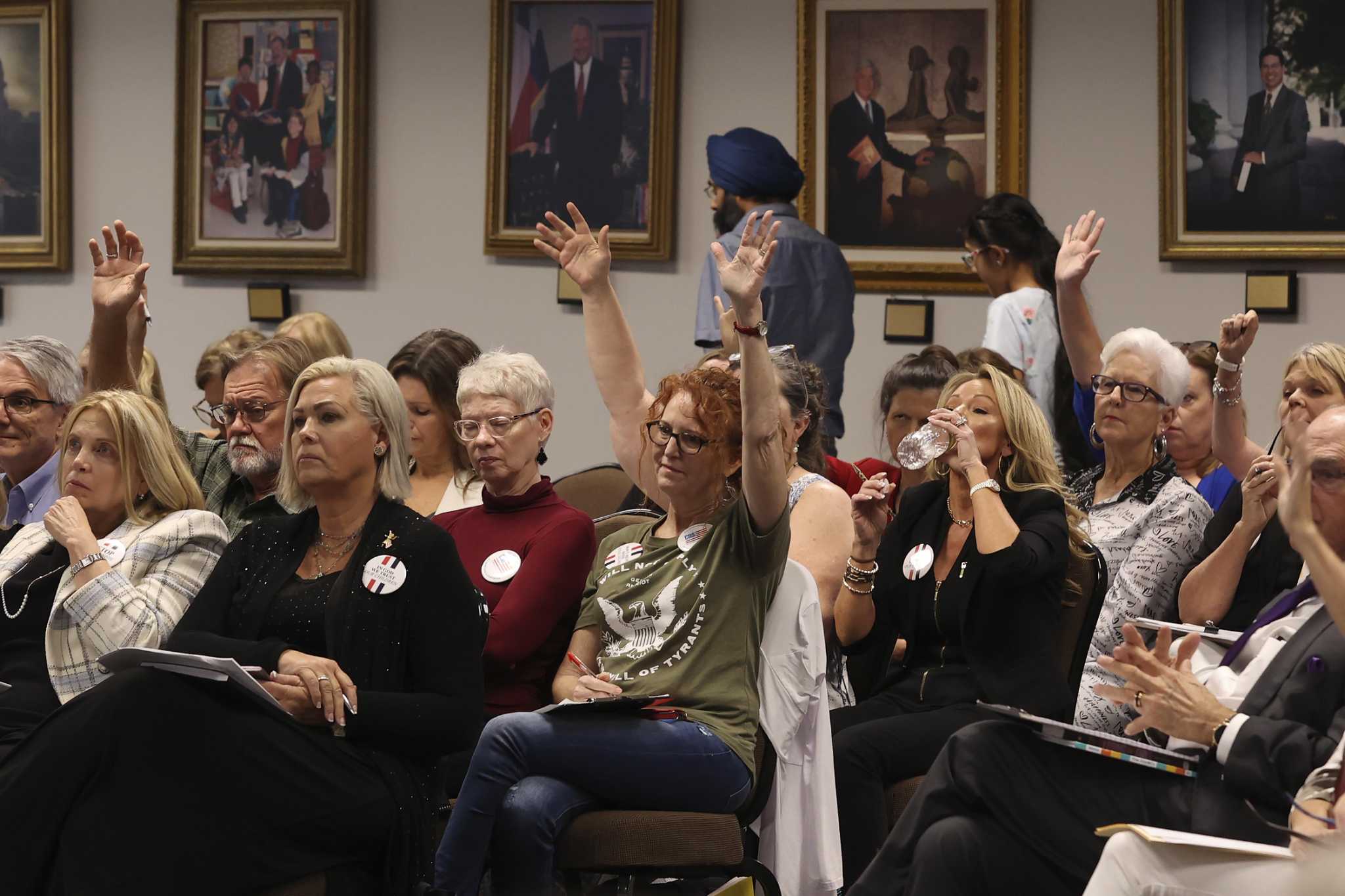 Amid backlash, board scraps new Texas social studies guidelines - Vimarsana News