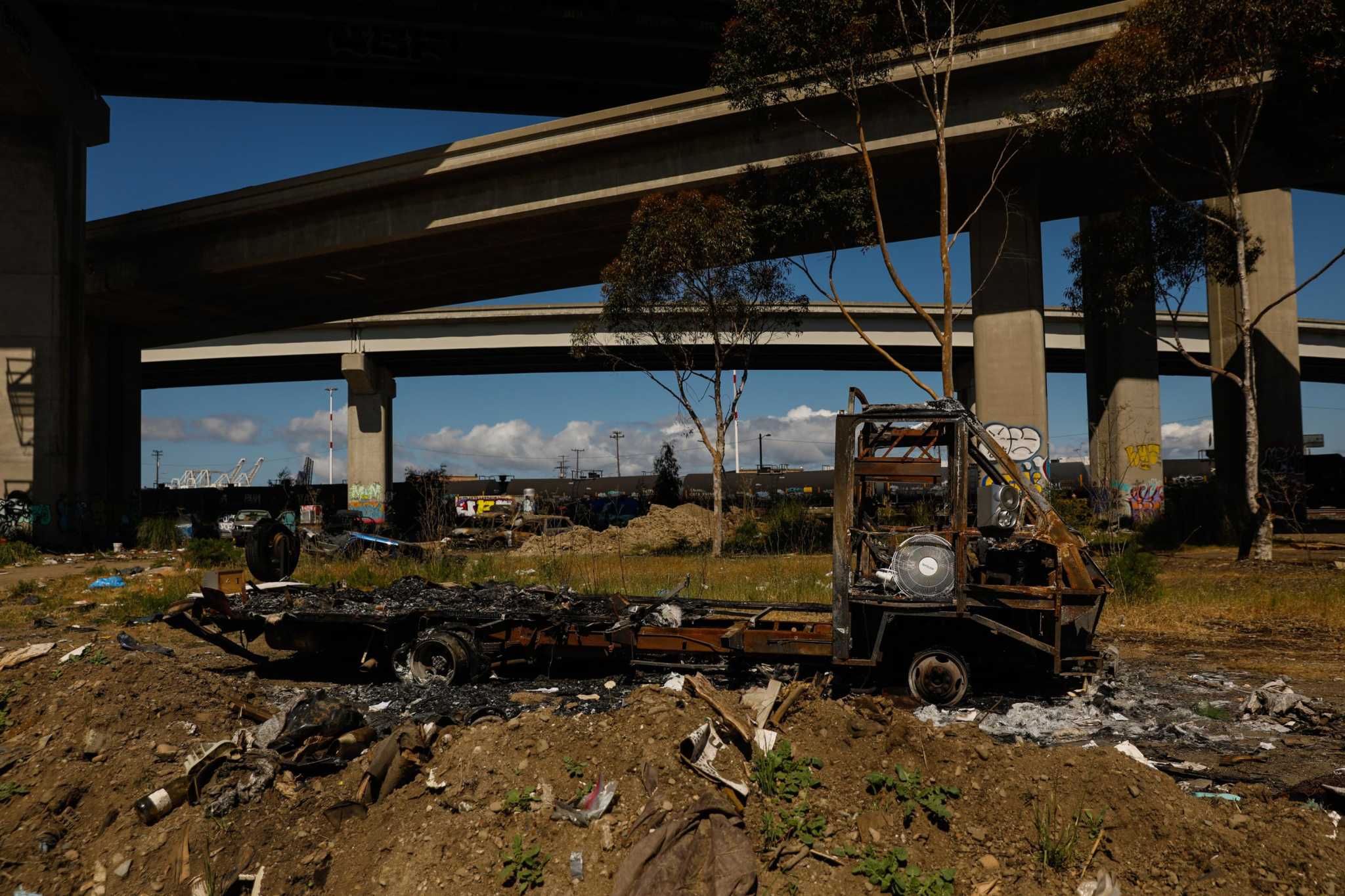 Union City man arrested after fire at East Bay homeless encampment - Vimarsana News