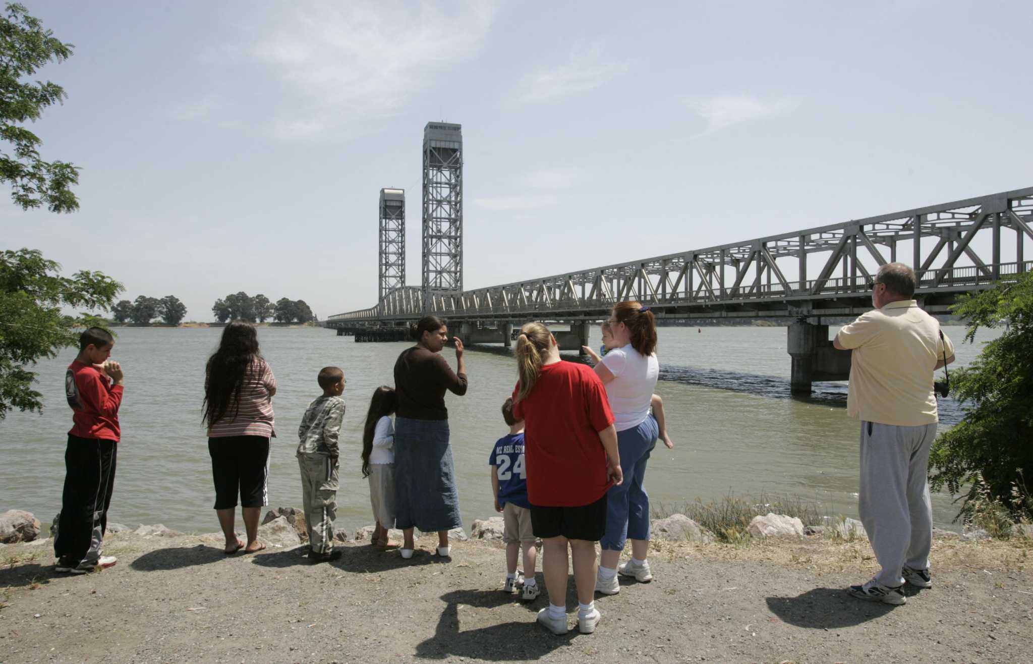Solano County bridge gets 'stuck in up position,' reopening time unknown - Vimarsana News