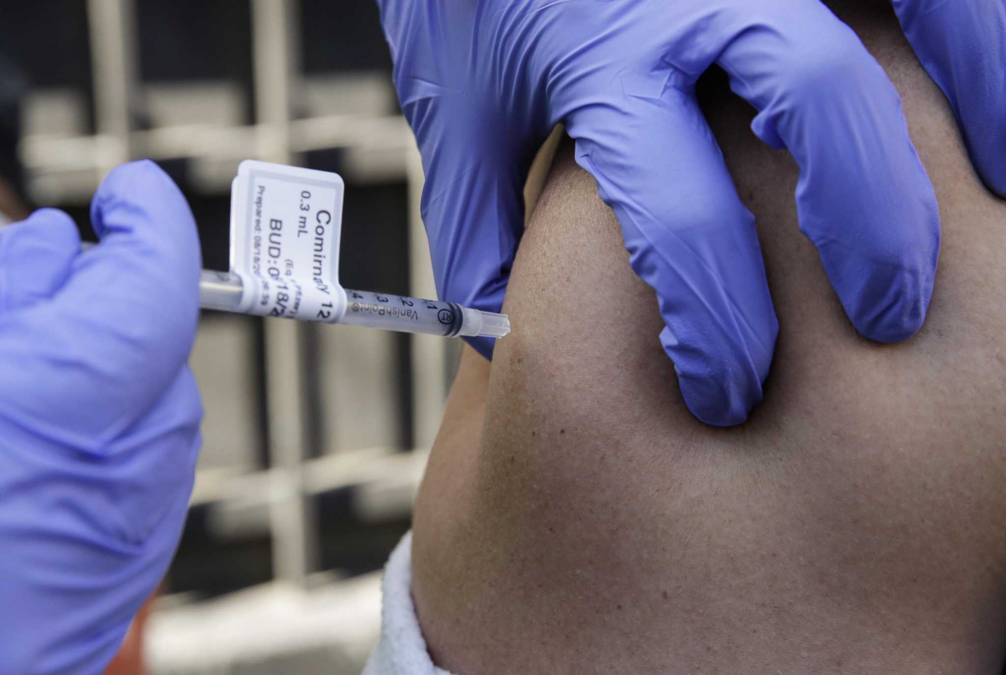New COVID vaccine booster shots for omicron approved by the FDA - Vimarsana News