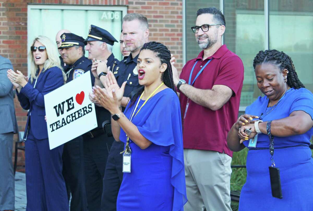 Middletown school administrators, staff and members of the community welcomed students back to school Wednesday morning at Beman Middle School.