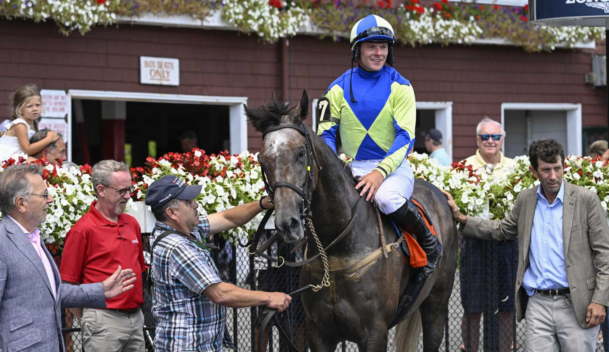 Fillies, steeplechasers take center stage on Thursday - Vimarsana News