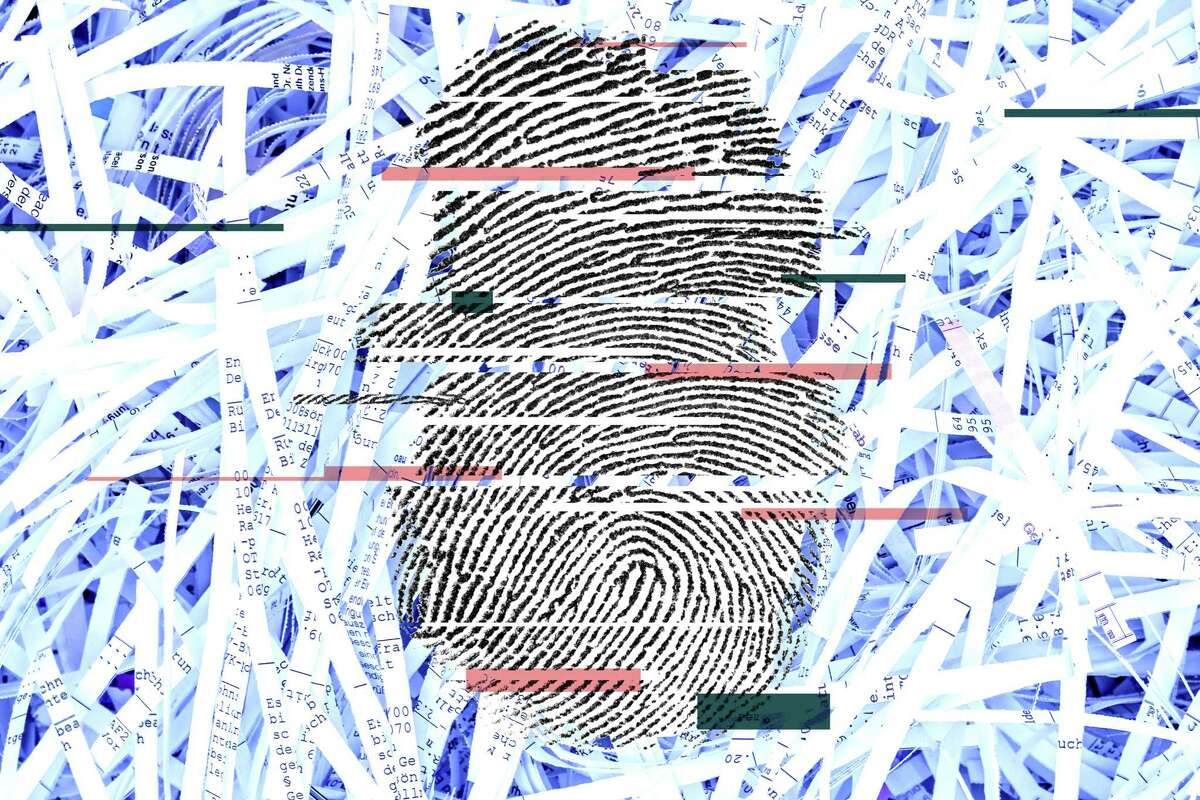 What is identity theft and how does it work 