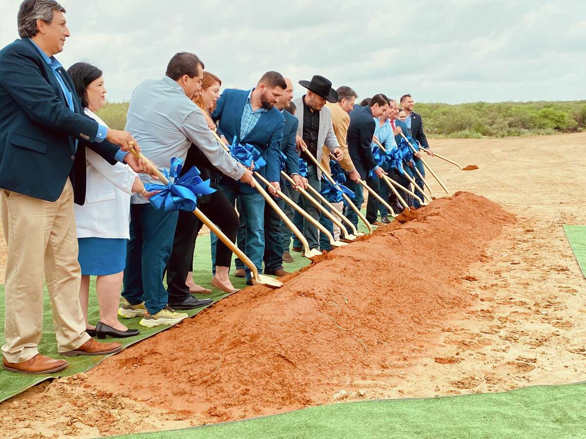 Laredo Leaders Discuss Sports Complex Athletes Opportunities
