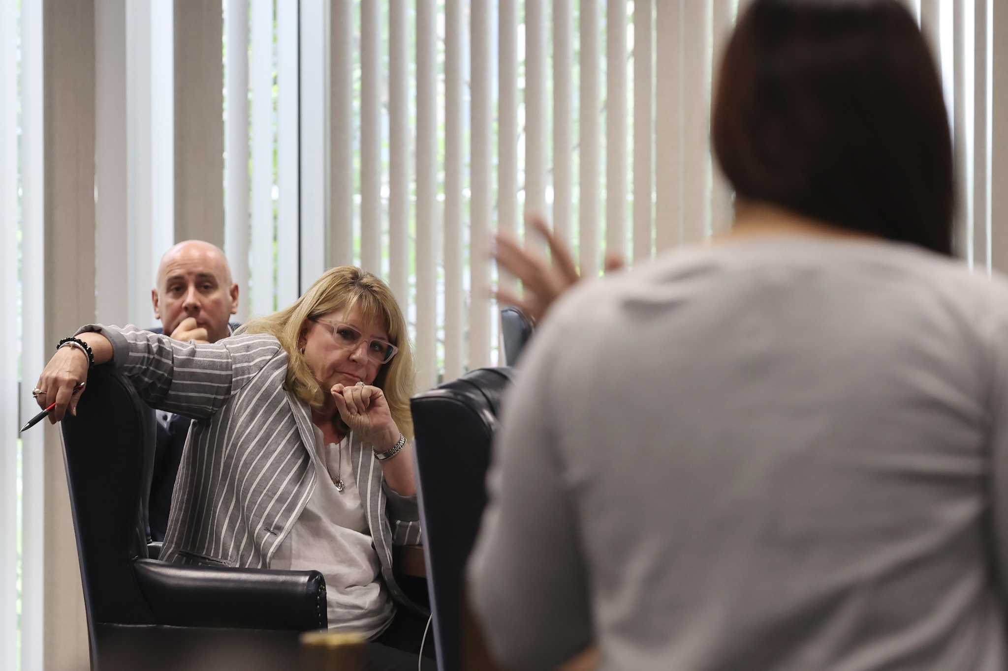 State Board of Education blasted for caving to right-wing threats - Vimarsana News