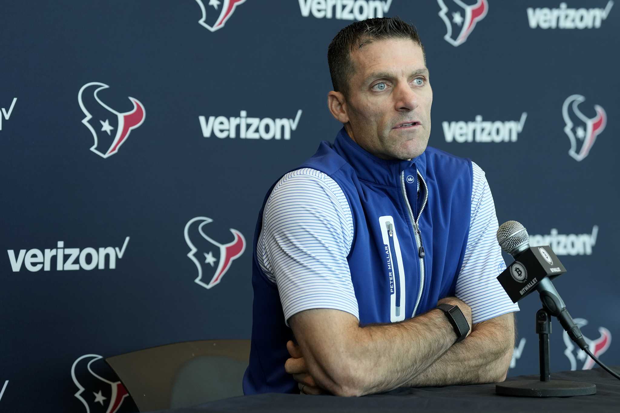 Houston Texans mailbag: Should Caserio trade down from No. 3 pick in NFL  draft?