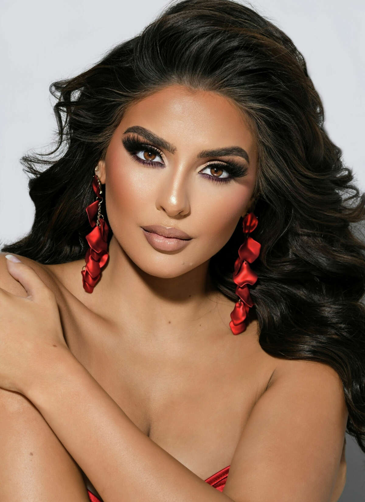 Andrea Hightower represented Galveston County in the Miss Texas USA pageant, where she made the semifinals in July. She is the daughter of Minnie Cortez of League City and Gregory Hightower, who lives in Webster.