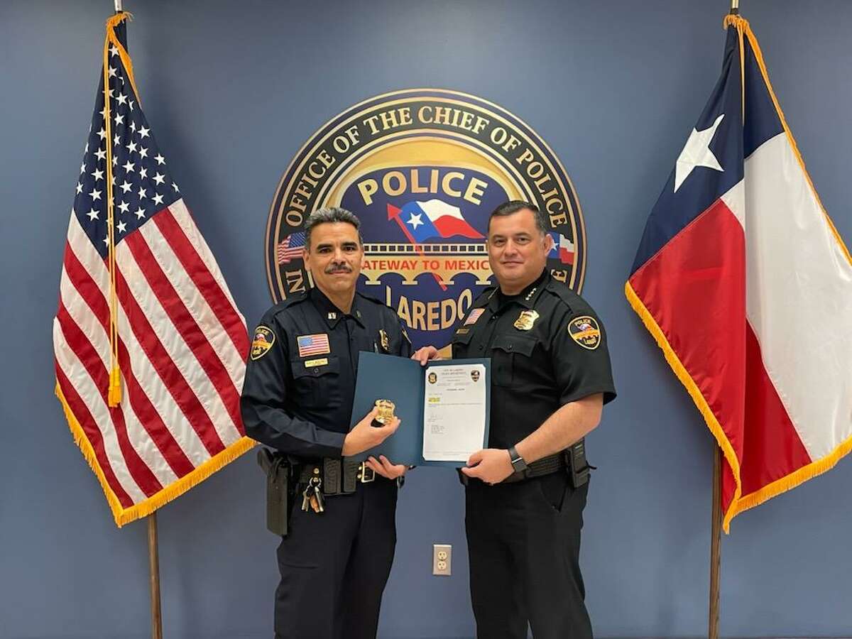 Laredo Police Chief Claudio Treviño Jr. promoted Benito Martinez to deputy chief on Wednesday. Martinez brings 13 years of experience as a captain for the Laredo Police West Sector.