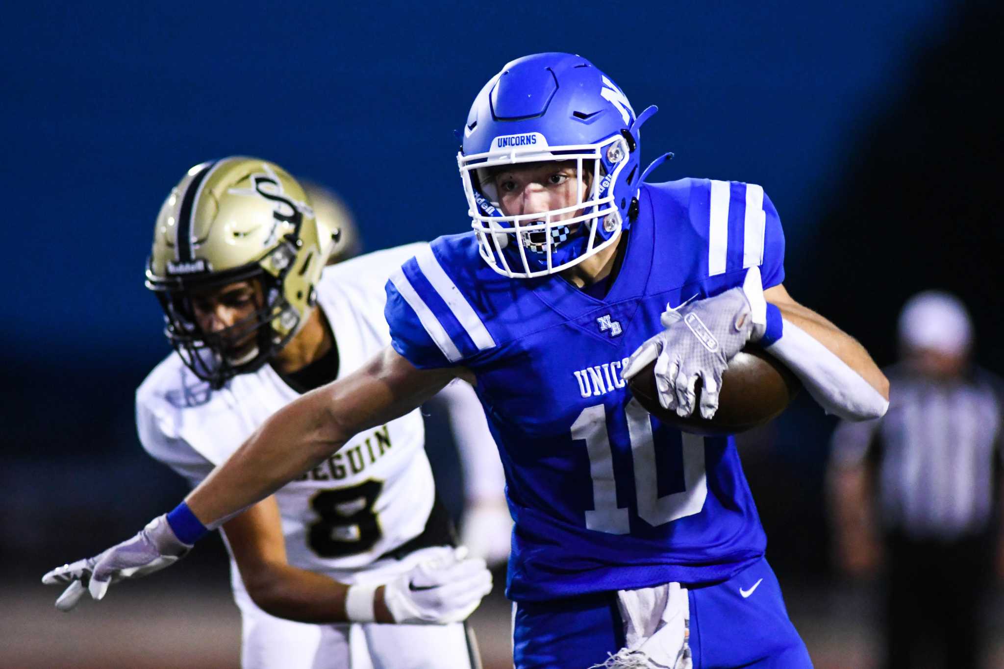 New Braunfels keeps rolling with 317 win over Seguin