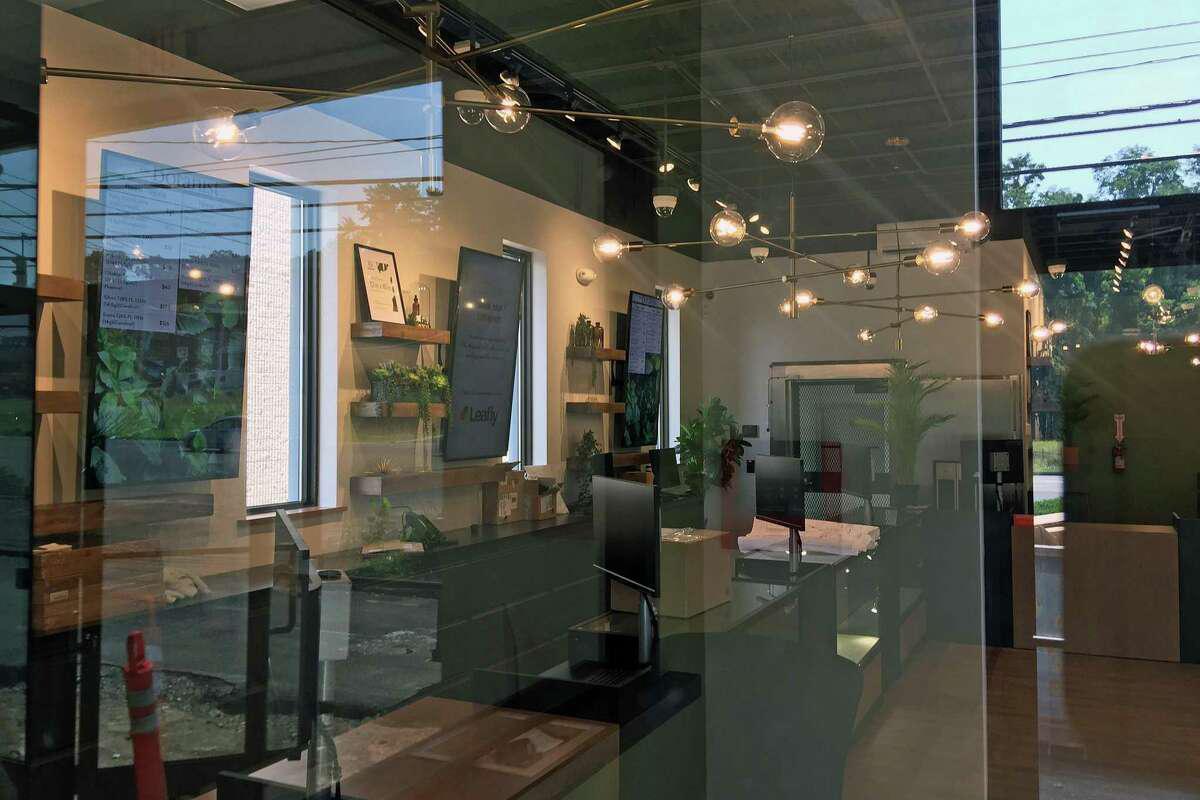 What security would be like at Danbury's first hybrid pot store