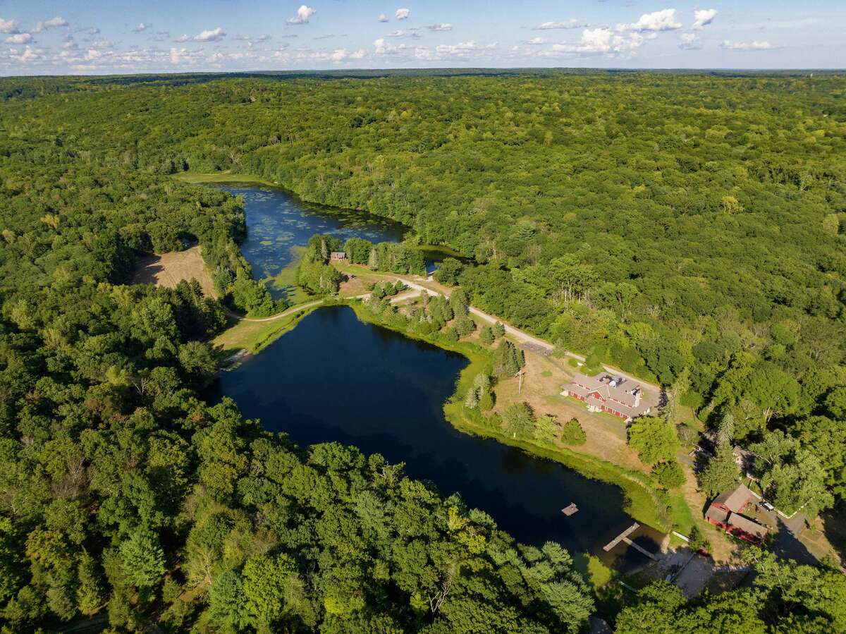 Pathfinders inks deal to buy Killingworth’s Deer Lake for 4.75M