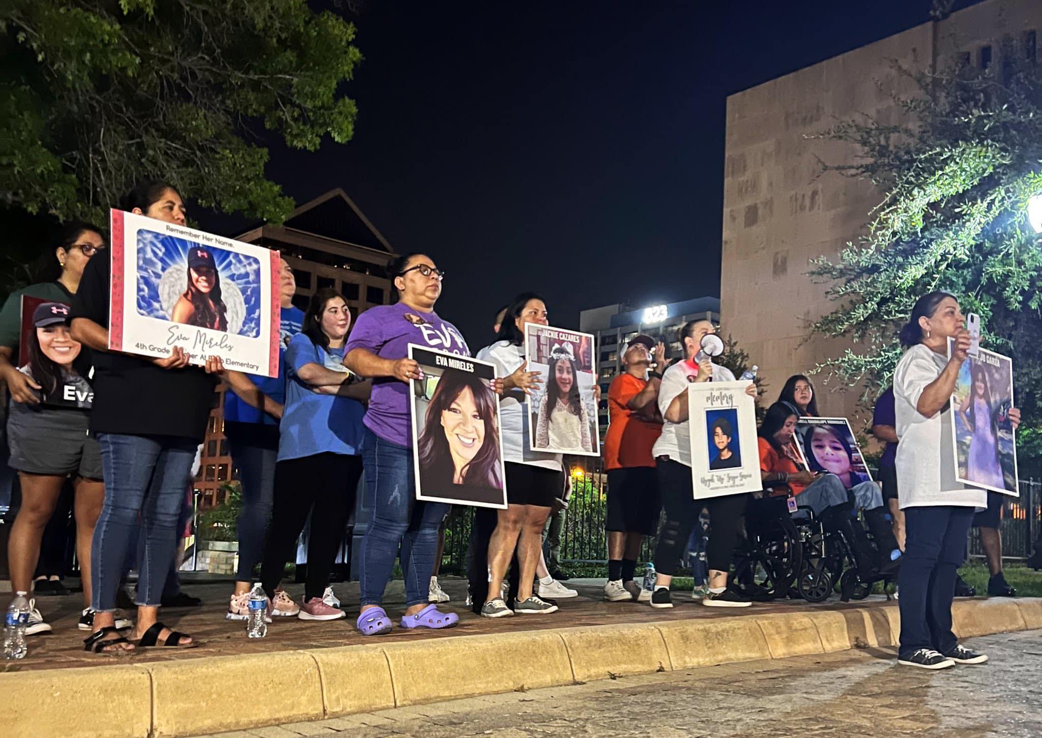 Preyor-Johnson: Uvalde families in the fight of their lives - Vimarsana News