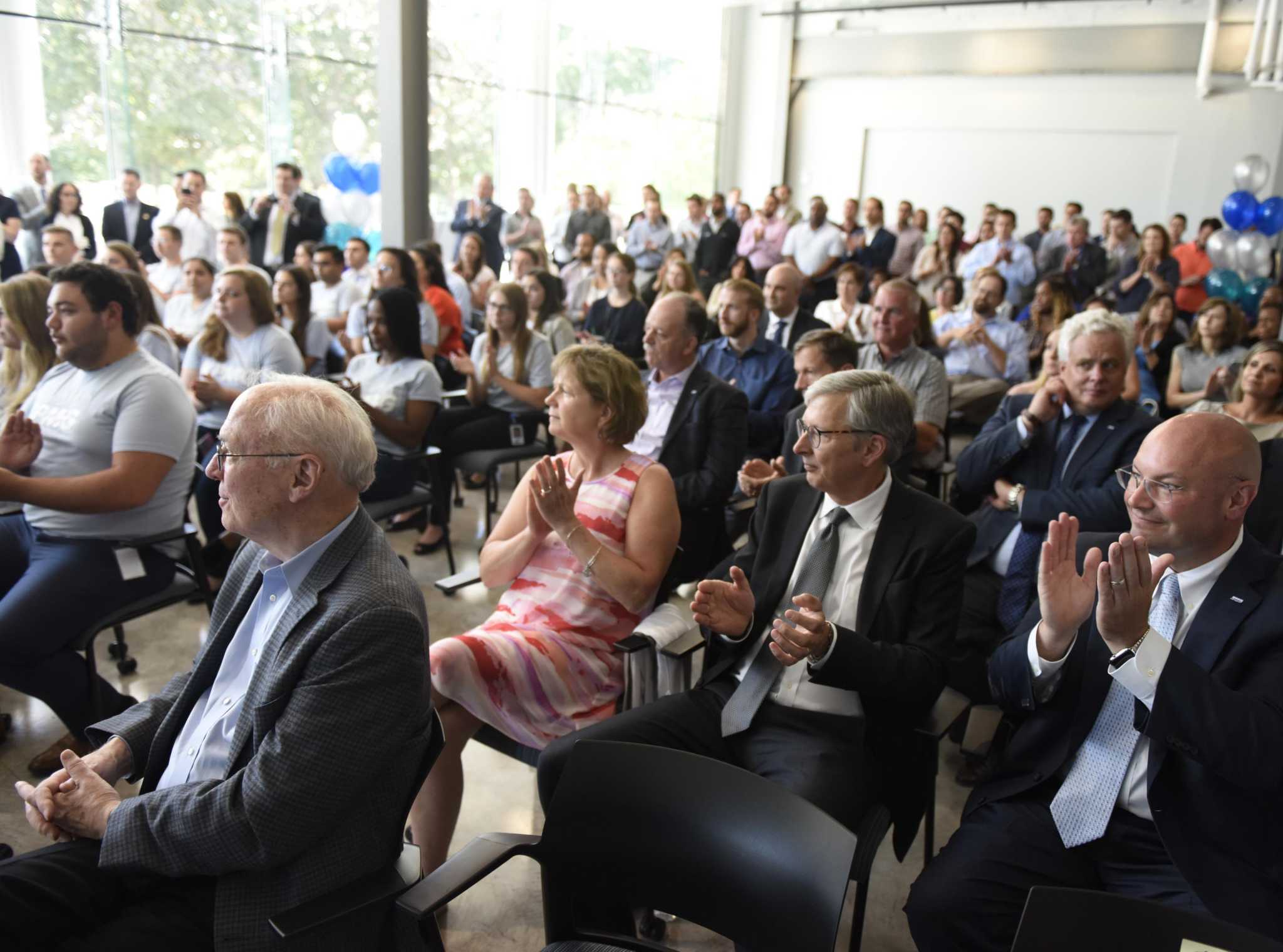 With CT jobs plentiful, more workers getting off the sidelines - Vimarsana News