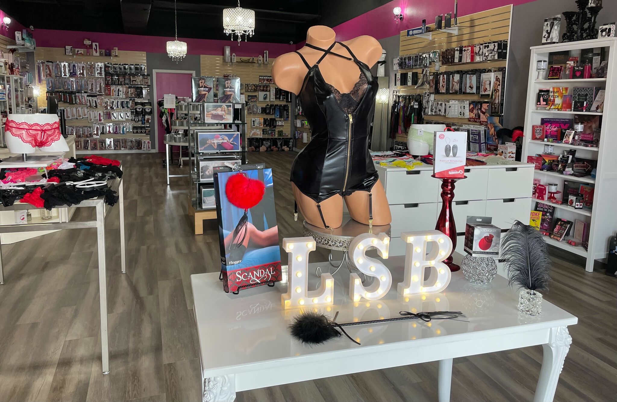 San Antonios Love Shack Boutique opens second location