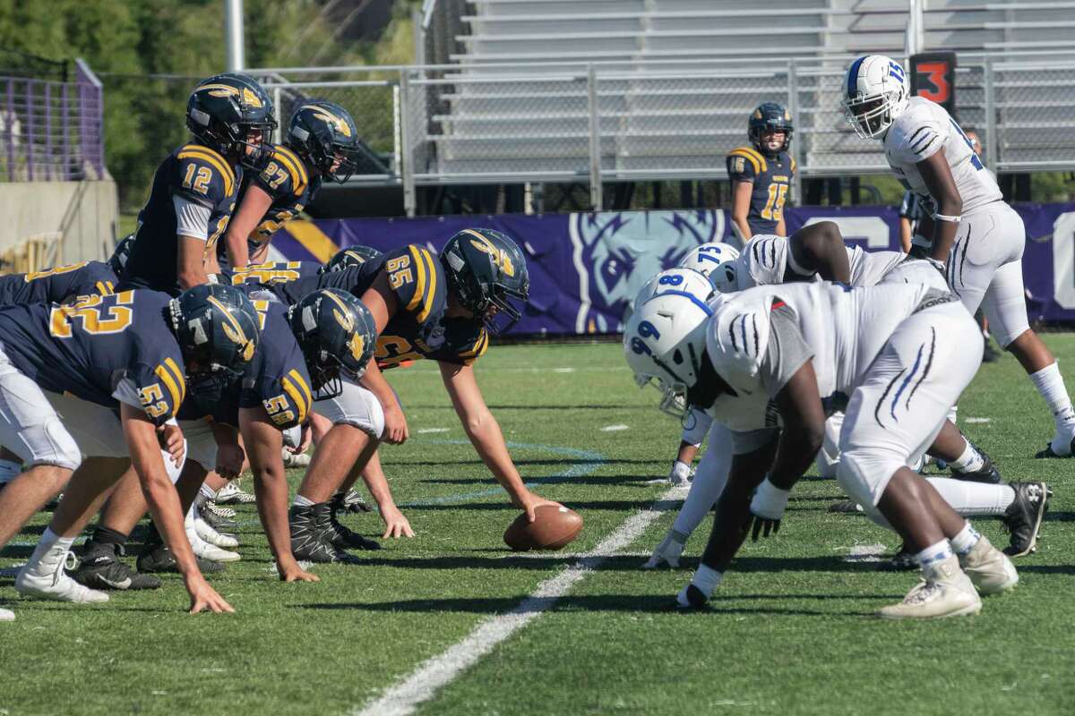 Lori Van Buren photos