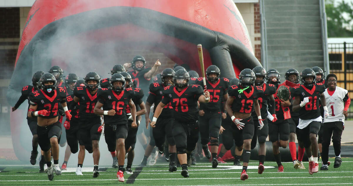 Clear Brook takes the field before the game against Baytown Lee Clear Friday, Sep. 2, 2022 at CCISD Challenger Columbia Stadium.