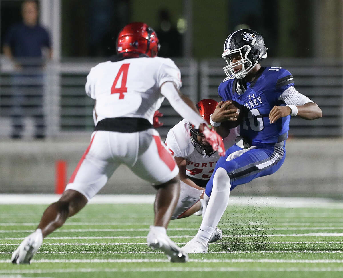 New Caney Eagles top Porter Spartans in Battle Line on 59