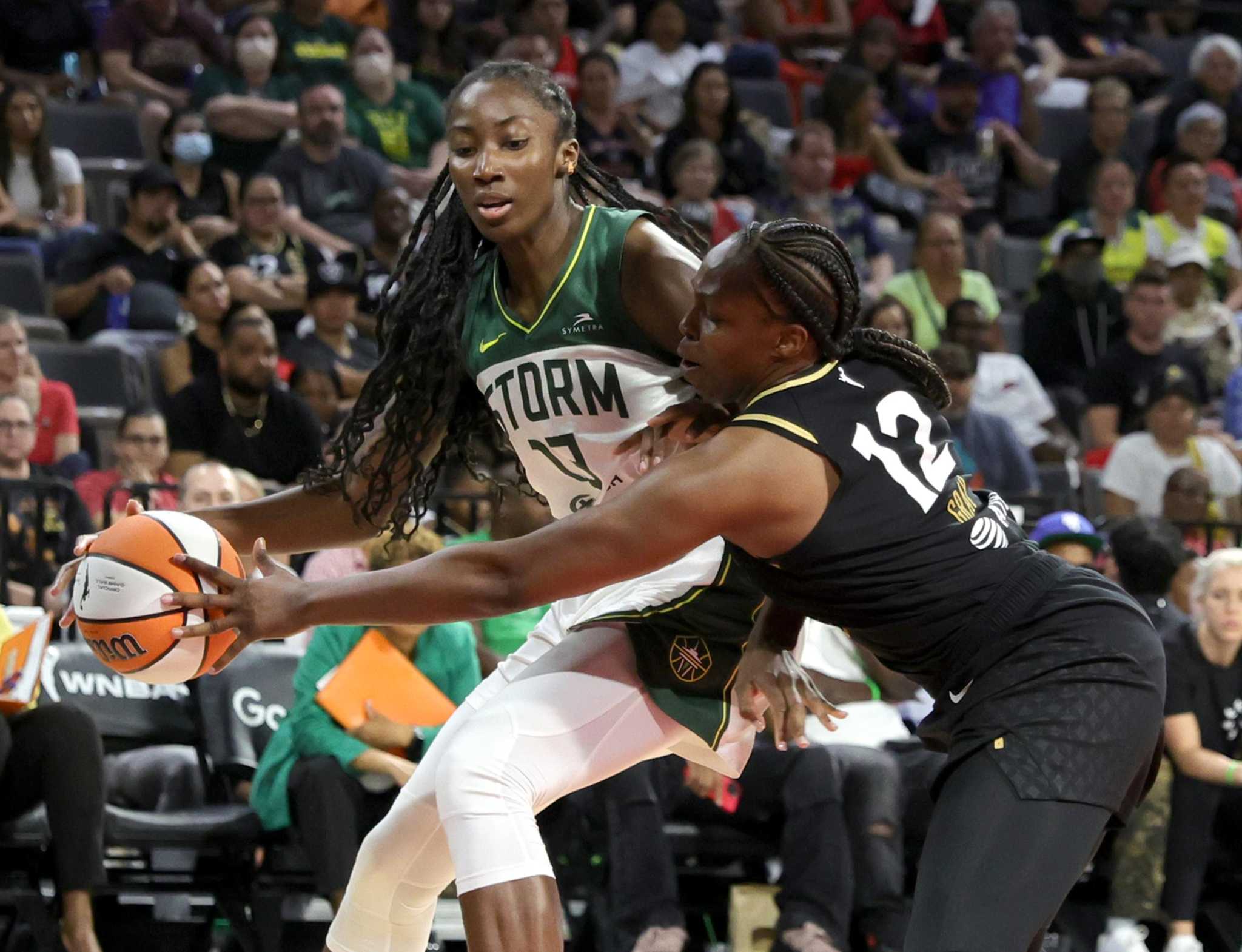 WNBA playoffs: High-scoring Storm, Aces relying on defense in semis