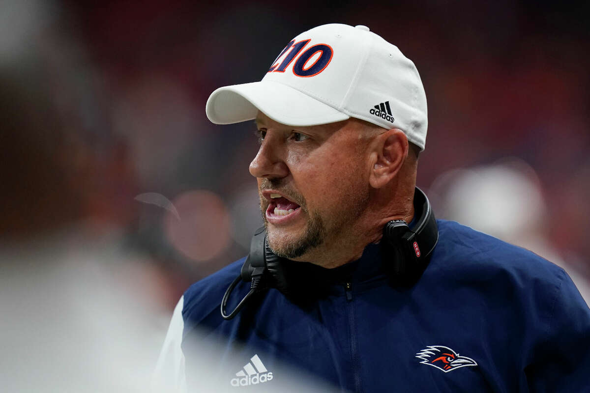 UTSA coach Jeff Traylor was among those at this year's Bear Bryant Awards who've seen their jobs radically change because of the transfer portal and NIL.
