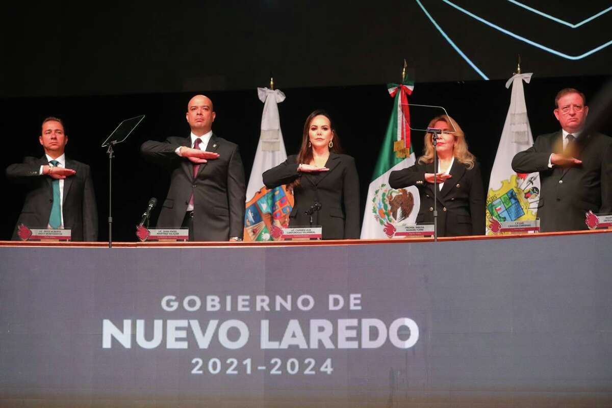 Carmen Lilia Canturosas Villarreal, mayor of Nuevo Laredo, Mexico, along with some council members