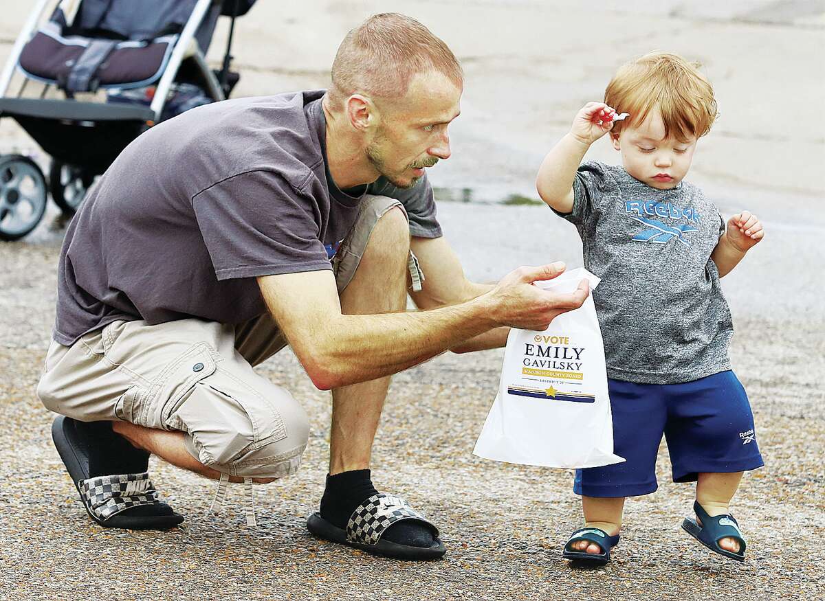 Weather cuts crowd for Granite City Labor Day parade, but participants