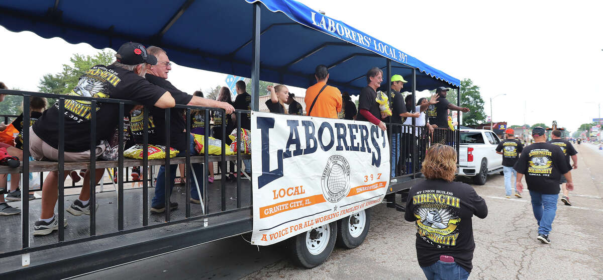Weather cuts crowd for Granite City Labor Day parade, but participants