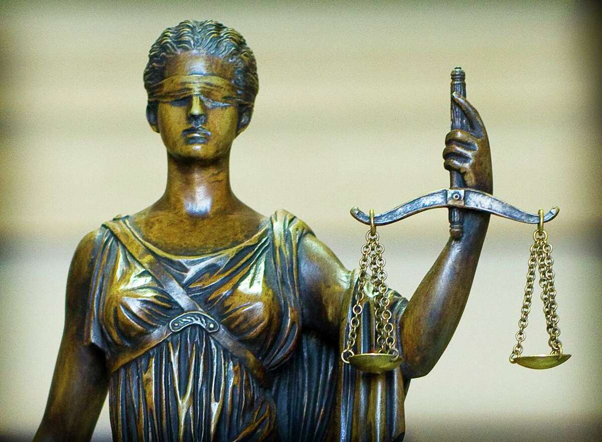 stock court judge lawsuit law suit scales of justice law lawyer (Photo: Flickr/Scott*)