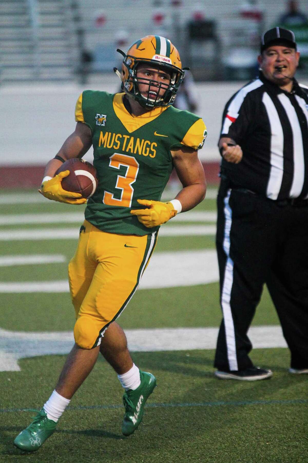 Running back Ben Limon rushed for three touchdowns in Nixon’s win over Corpus Christi King last week.