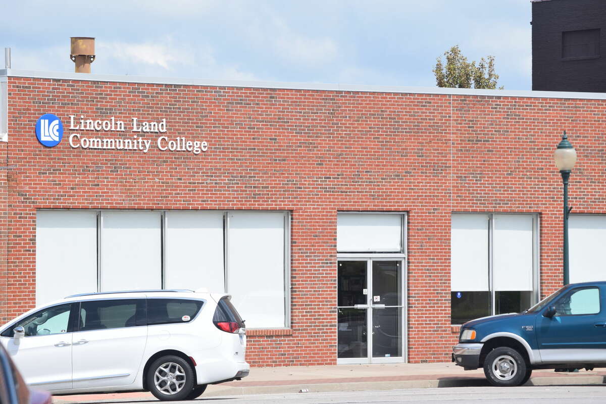 Lincoln Land Community College-Jacksonville is having a campus visit day on Oct. 10.